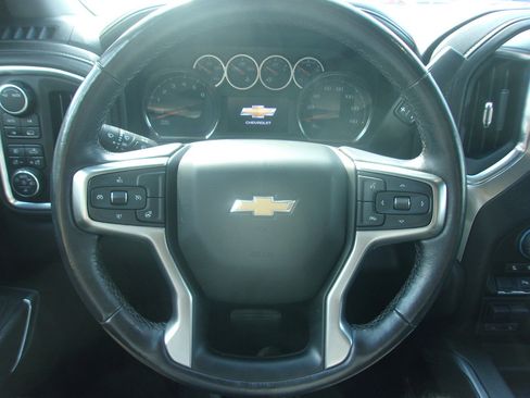 Used 2021 Chevrolet Silverado 1500 LTZ AWD/4WD image 12