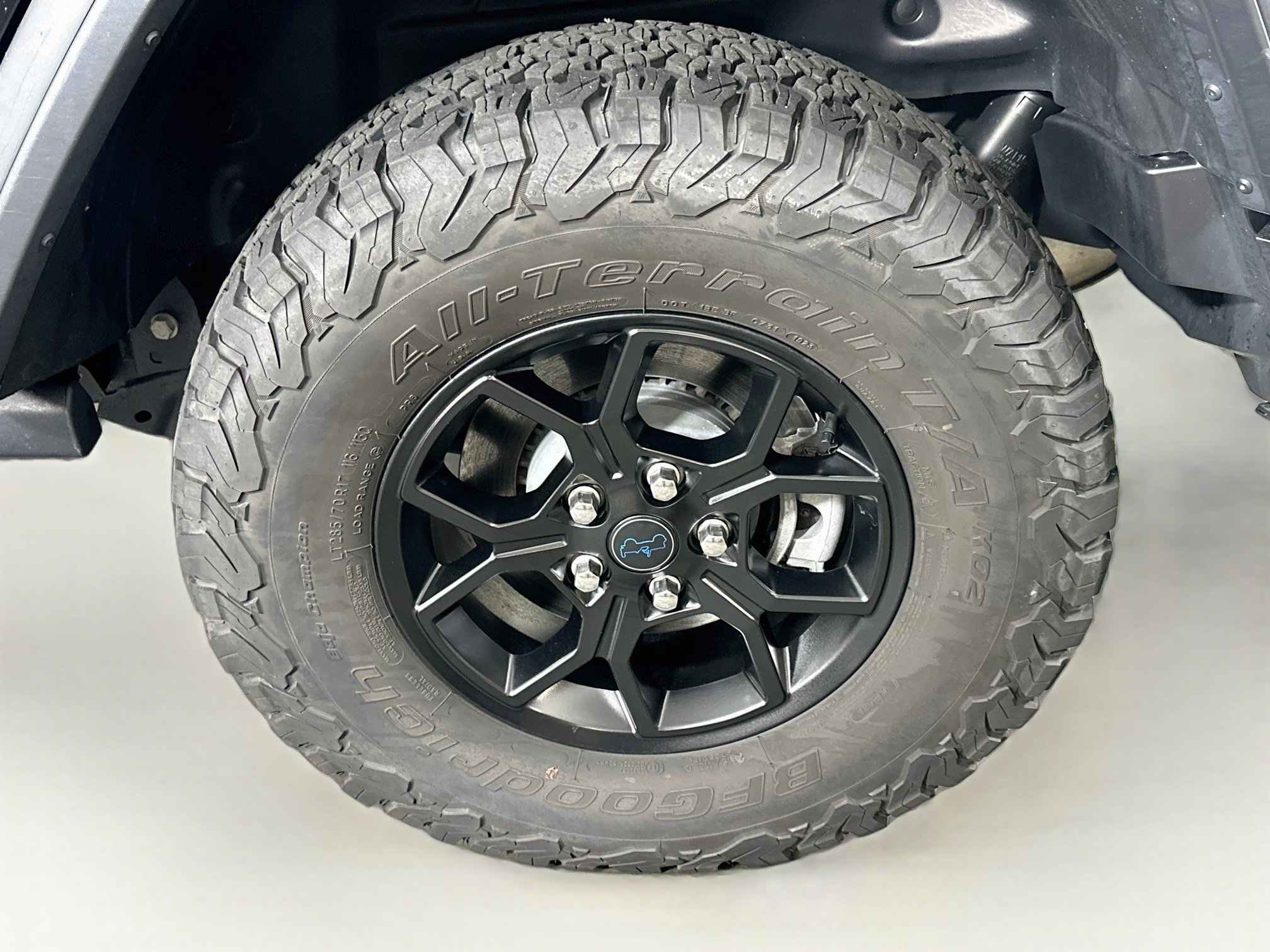 Used 2024 Jeep Wrangler Unlimited AWD/4WD image 11