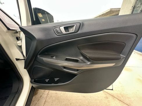 Used 2021 Ford EcoSport SE w/ SE Convenience Package image 31