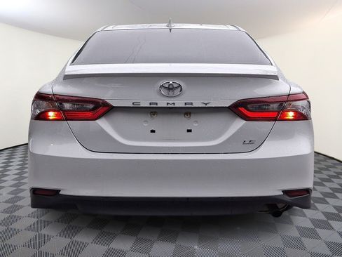Used 2024 Toyota Camry LE w/ Convenience Package FWD image 5