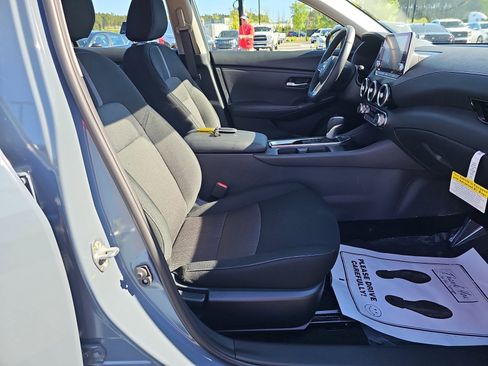Used 2025 Nissan Sentra SV w/ All-Weather Package image 10