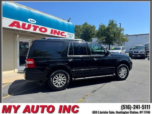 Used 2012 Ford Expedition Limited AWD/4WD image 2