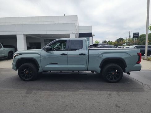 Used 2024 Toyota Tundra SR5 w/ SR5 Convenience Package AWD/4WD image 5