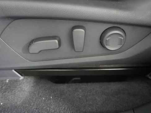 New 2026 Subaru Forester Touring AWD/4WD image 11