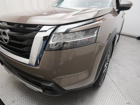 Certified 2024 Nissan Pathfinder Platinum w/ Cargo Package image 24