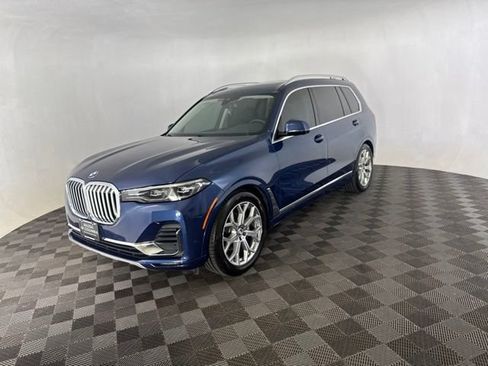 Used 2022 BMW X7 xDrive40i w/ Premium Package AWD/4WD image 3
