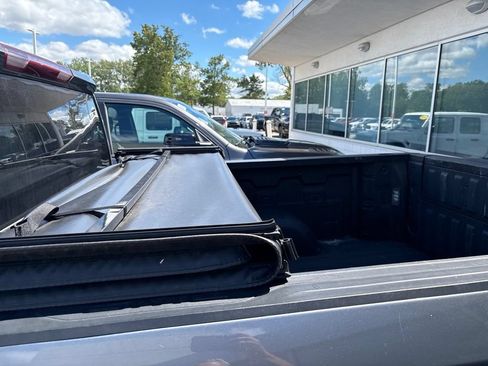 Used 2022 GMC Sierra 1500 Elevation AWD/4WD image 7