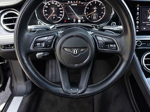 Used 2021 Bentley Continental GT image 31