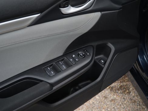 Used 2020 Honda Civic EX image 14
