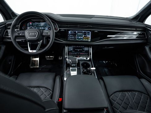 New 2026 Audi SQ7 Prestige image 8