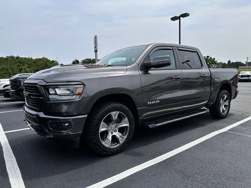 Used 2023 RAM 1500 Laramie AWD/4WD image 2