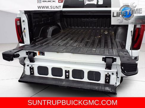 Used 2025 GMC Sierra 2500 Denali w/ Denali Reserve Package image 29