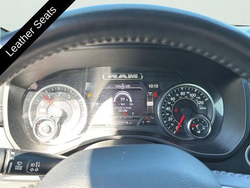 Used 2024 RAM 1500 Laramie RWD image 15