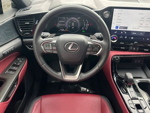 Certified 2022 Lexus NX 350h AWD image 18