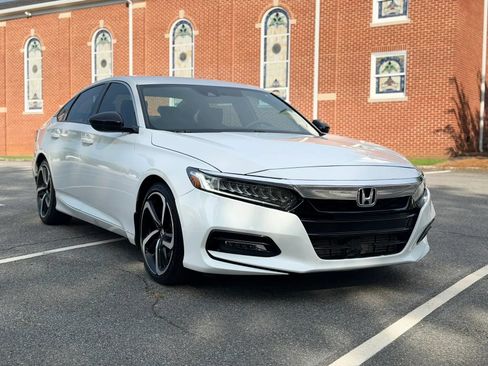Used 2021 Honda Accord Sport image 8