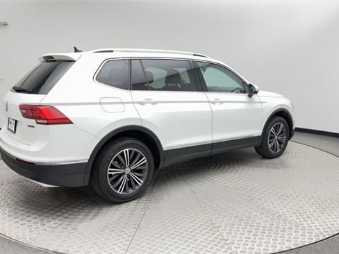 Used 2019 Volkswagen Tiguan SEL image 2