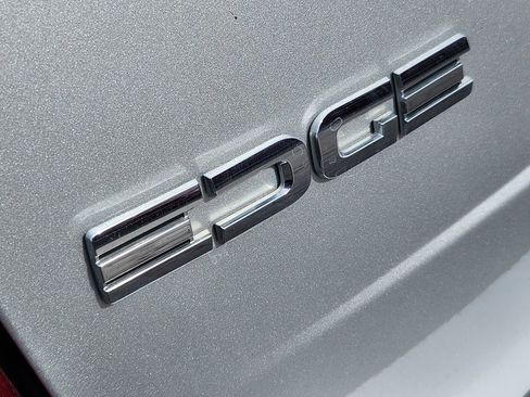 Used 2013 Ford Edge SE image 13