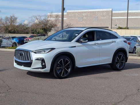 Used 2025 INFINITI QX55 Luxe w/ Cargo Package image 3