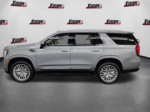 Used 2025 GMC Yukon Elevation w/ Technology Package AWD/4WD image 8