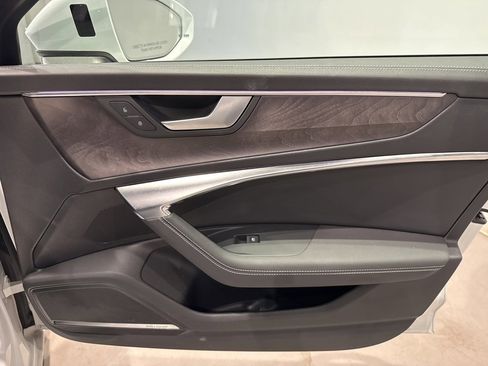 Used 2024 Audi A6 Premium Plus w/ Premium Plus Package image 38