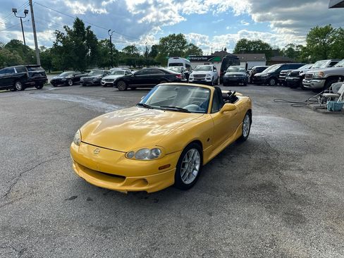 Used 2002 MAZDA MX-5 Miata RWD image 14