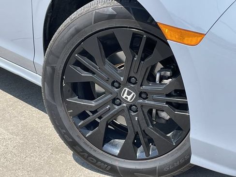 Used 2025 Honda Odyssey Sport-L image 9