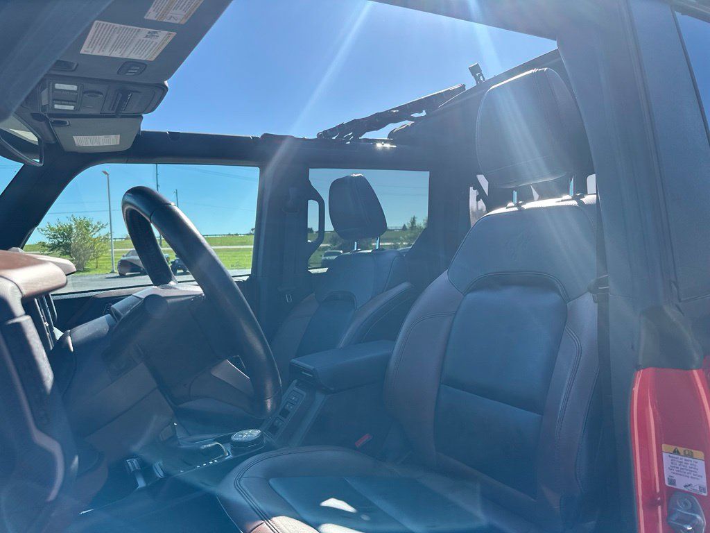 Used 2024 Ford Bronco Outer Banks AWD/4WD image 10