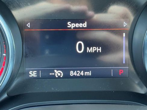 Used 2022 Buick Encore GX Select w/ Sport Touring Package FWD image 21