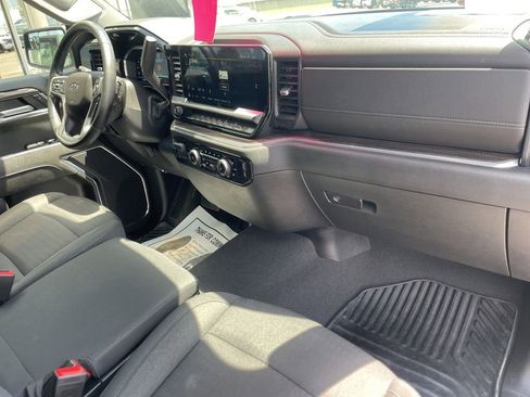 Used 2023 Chevrolet Silverado 1500 RST w/ Z71 Off-Road Package AWD/4WD image 19