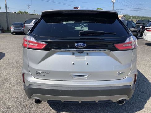 Used 2019 Ford Edge SEL w/ Equipment Group 201A image 3