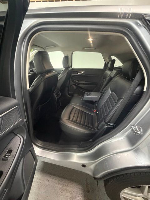 Used 2024 Ford Edge SEL AWD/4WD image 23