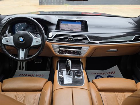 Used 2021 BMW 740i w/ M Sport Package image 35