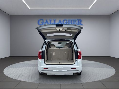 Used 2020 GMC Acadia Denali w/ Trailering Package image 26