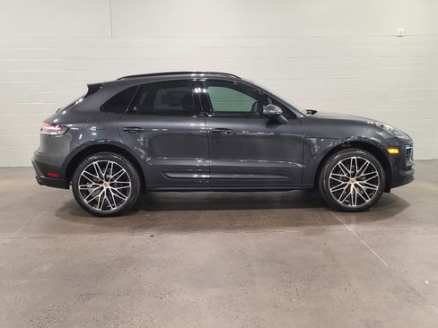 New 2026 Porsche Macan AWD/4WD image 8