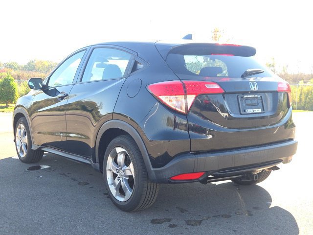 Used 2018 Honda HR-V LX image 9
