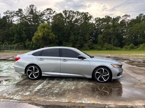 Used 2022 Honda Accord Sport Special Edition image 2