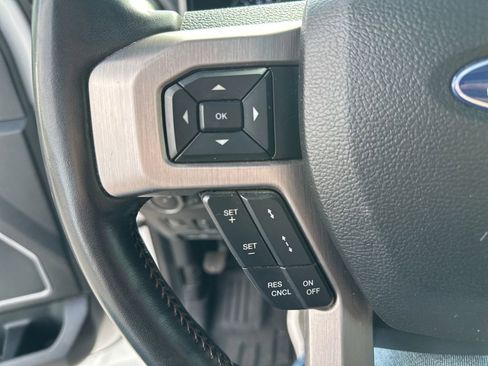 Used 2020 Ford F250 Platinum w/ FX4 Off-Road Package image 21