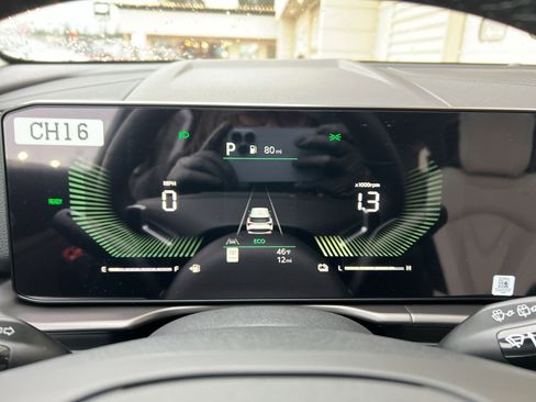 New 2026 Kia Sportage EX w/ EX Panoramic Sunroof Package image 25