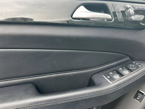 Used 2017 Mercedes-Benz GLS 450 4MATIC image 12