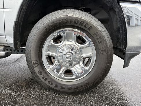 Used 2024 RAM 2500 Big Horn w/ Bed Utility Group image 13