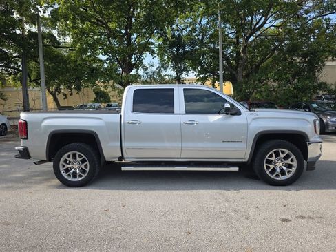 Used 2018 GMC Sierra 1500 SLT AWD/4WD image 10