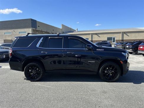 Used 2024 Chevrolet Tahoe High Country w/ Advanced Technology Package image 8