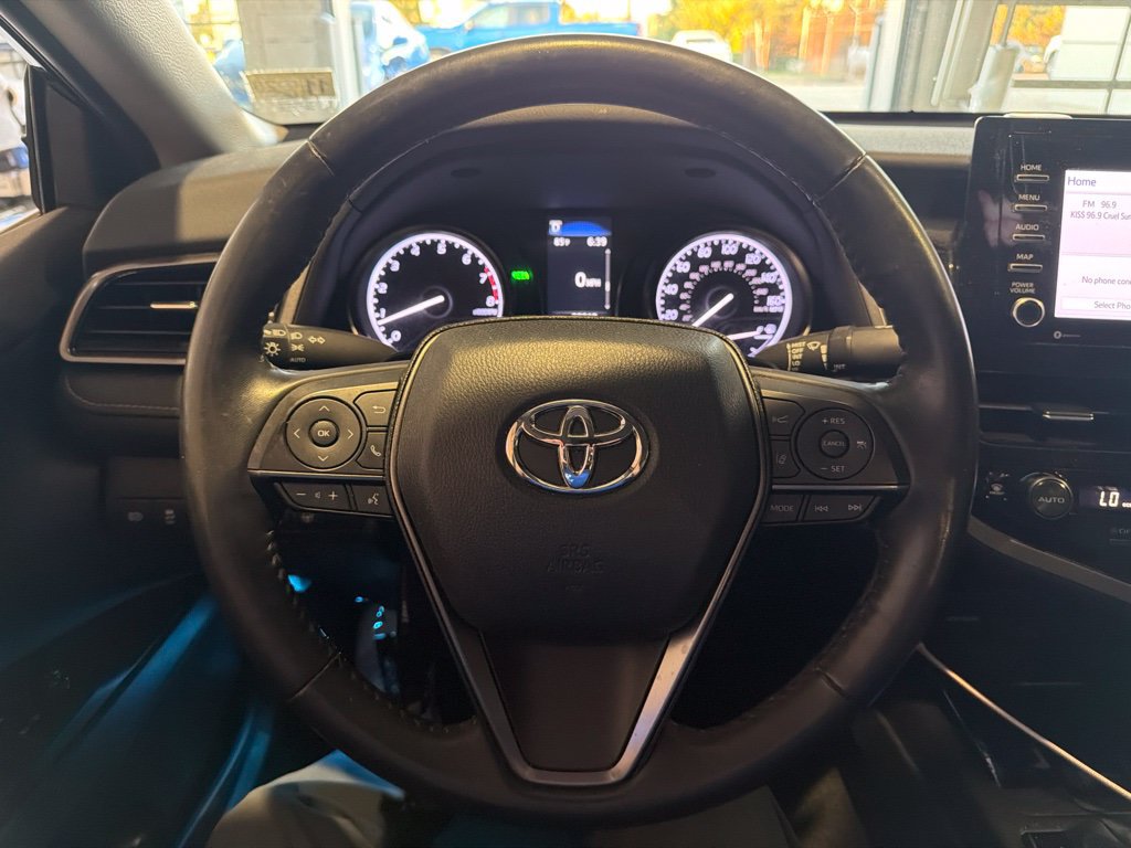 Used 2023 Toyota Camry SE w/ Cold Weather Package FWD image 8