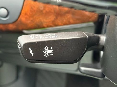 Used 2017 Audi A4 2.0T w/ Convenience Package image 49