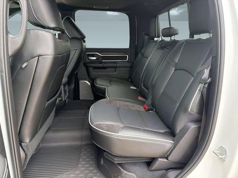 New 2026 RAM 3500 Laramie AWD/4WD image 23