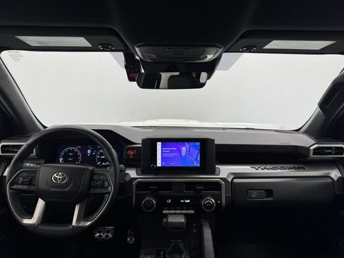 Used 2025 Toyota Tacoma TRD Sport AWD/4WD image 6