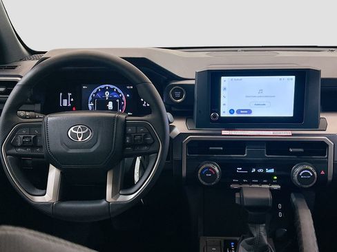 New 2026 Toyota 4Runner SR5 AWD/4WD image 18