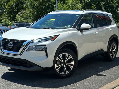 Certified 2023 Nissan Rogue SV w/ SV Premium B Package AWD/4WD image 1