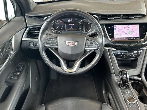 Used 2023 Cadillac XT6 Premium Luxury FWD image 17