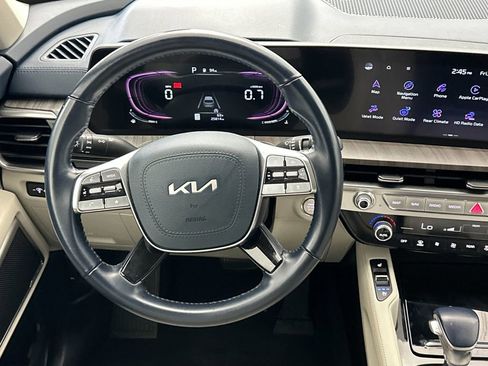 Used 2024 Kia Telluride EX image 13